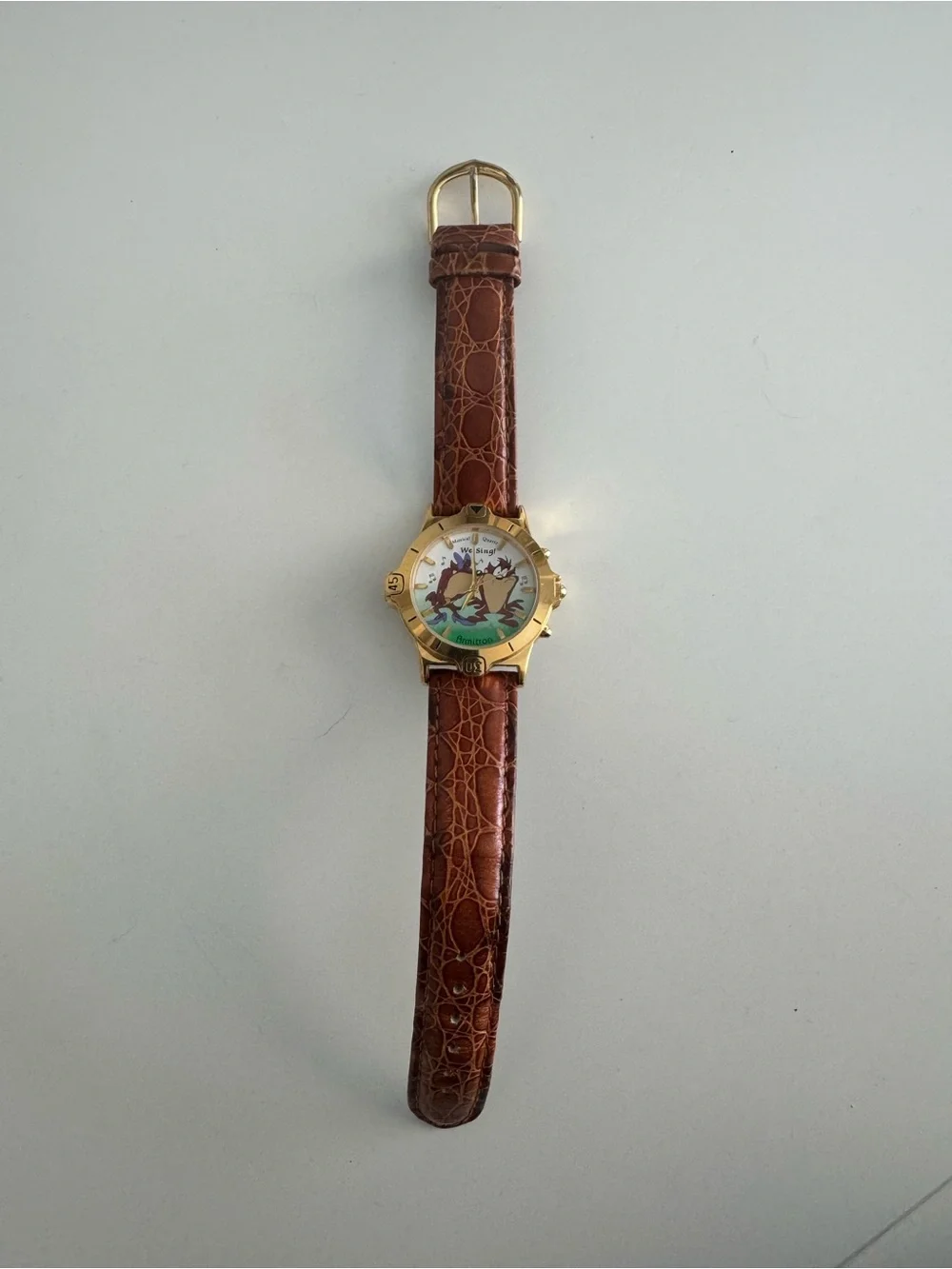 Vintage Tasmanian devil with female watch has music